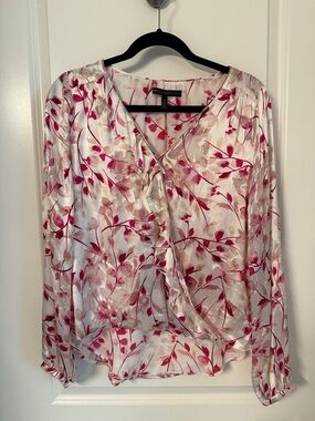 White House Black Market Pink and White Floral-Print Blouse